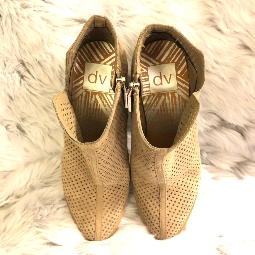 DV Booties - Picture 4 of 4